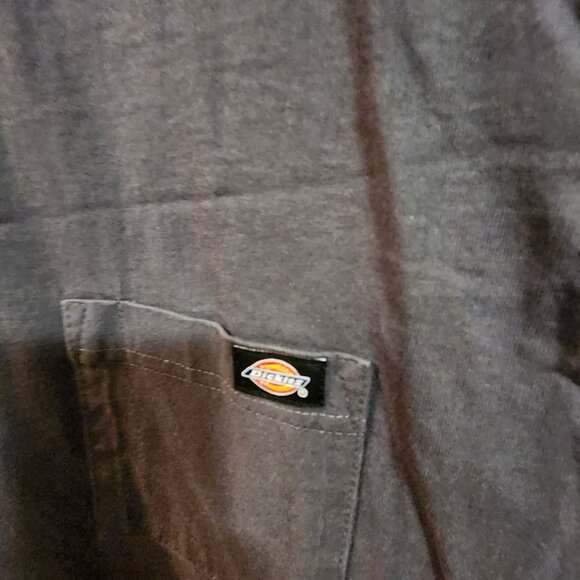Dickies Mens WORK Pocket T-Shirts 4 /2XT Black & Gray Cotton Relaxed Fit - Picture 2 of 5